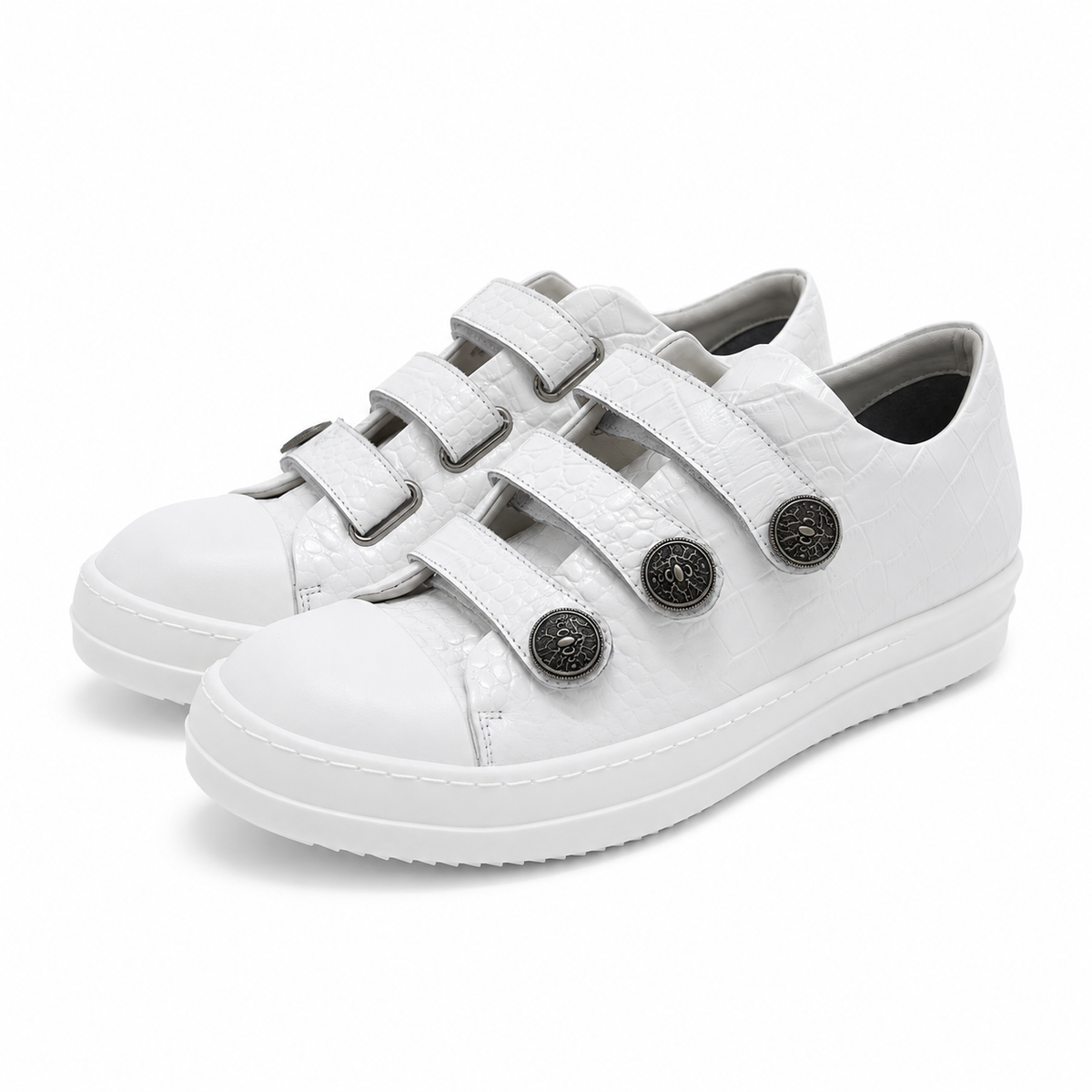 KARMANISTIC Script Logo Low-Top Sneakers