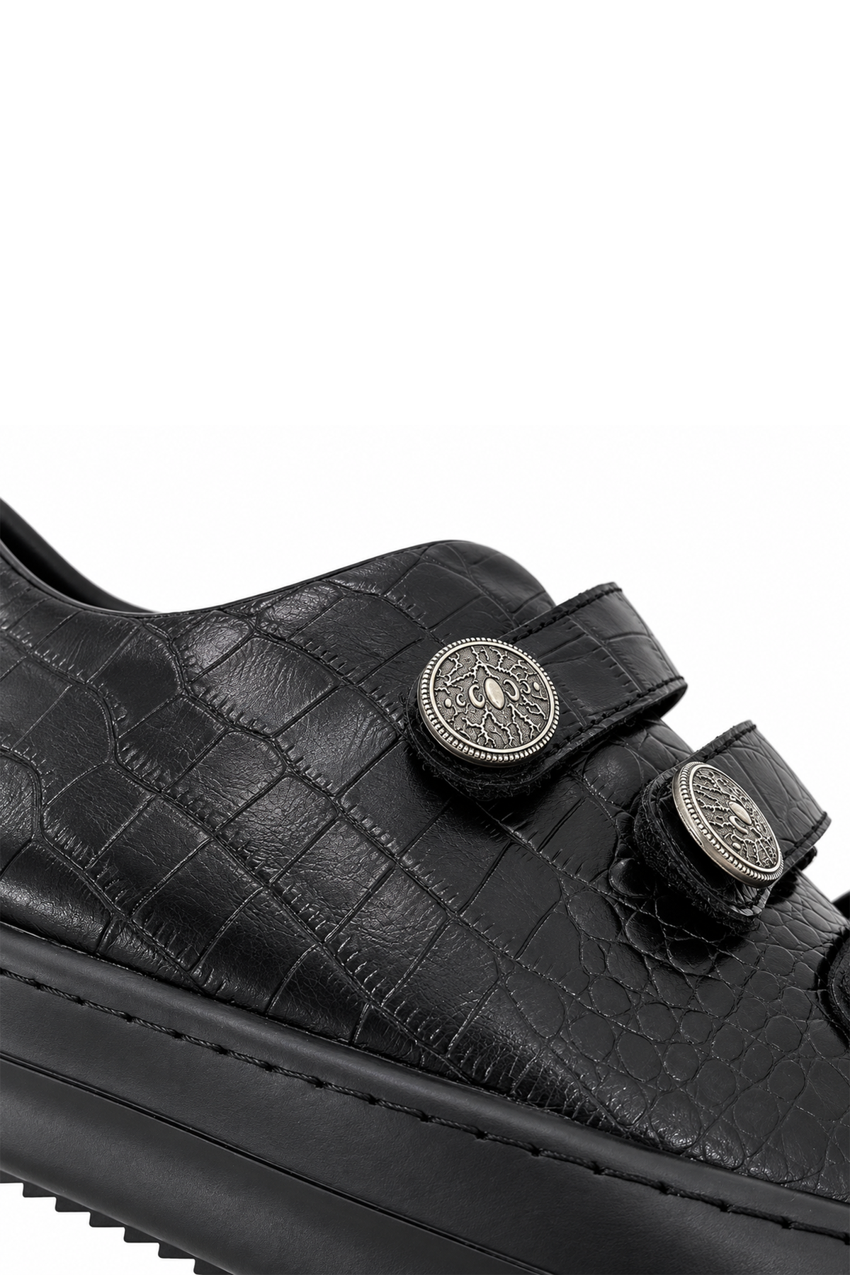 KARMANISTIC Script Logo Low-Top Sneakers