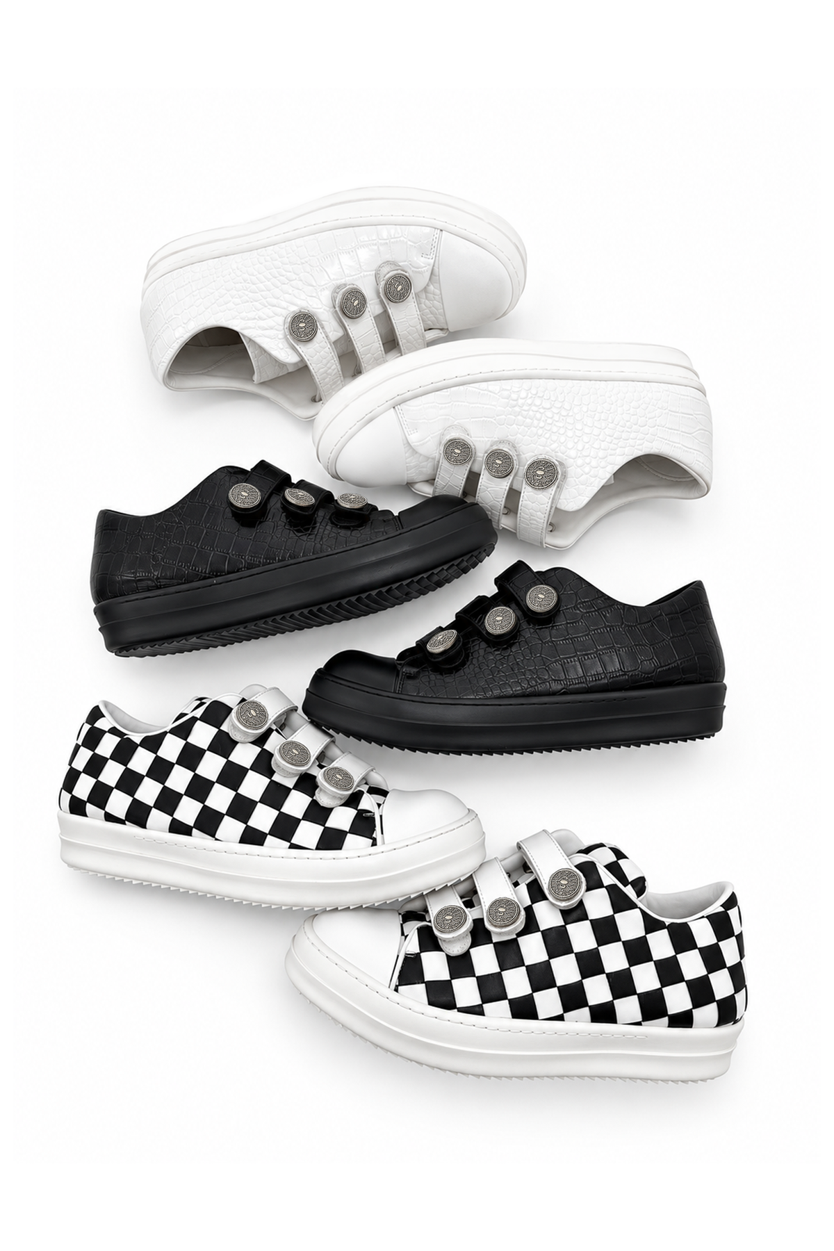 KARMANISTIC Script Logo Low-Top Sneakers